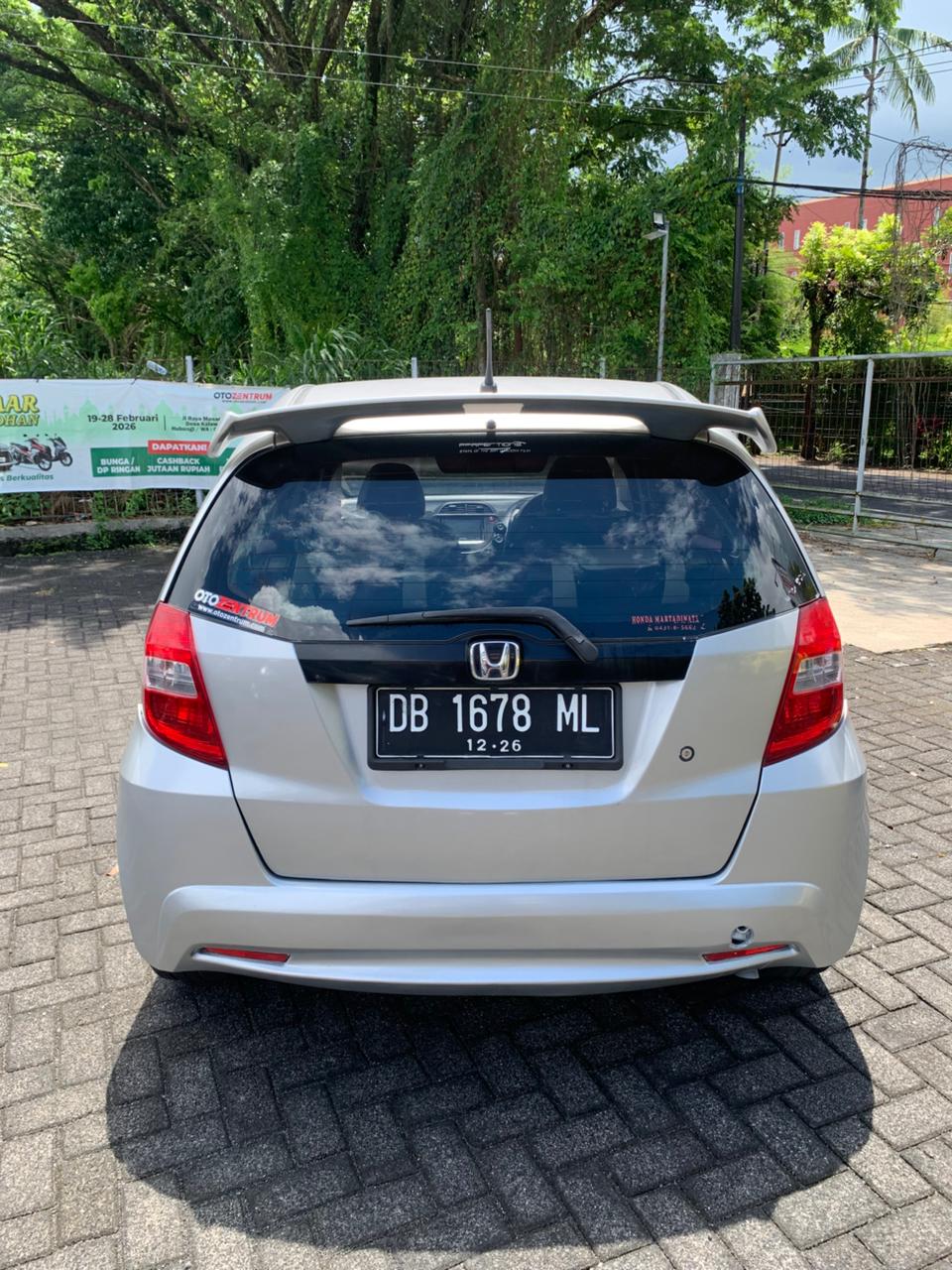 gambar besar 3